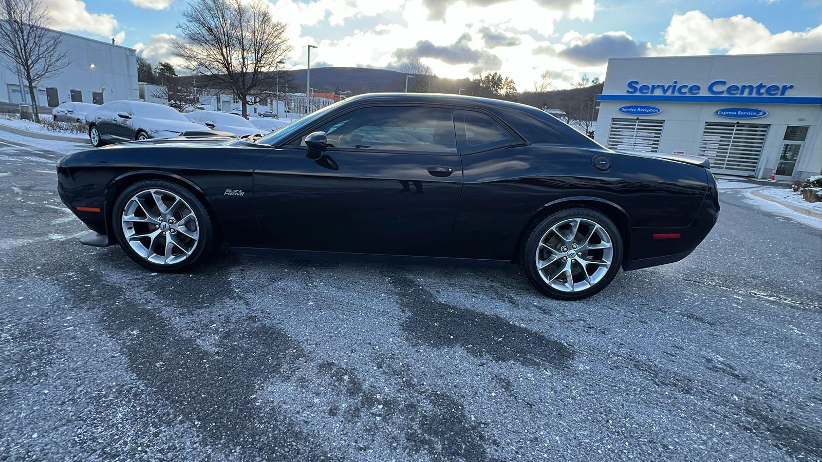 2019 Dodge Challenger R/T - 6