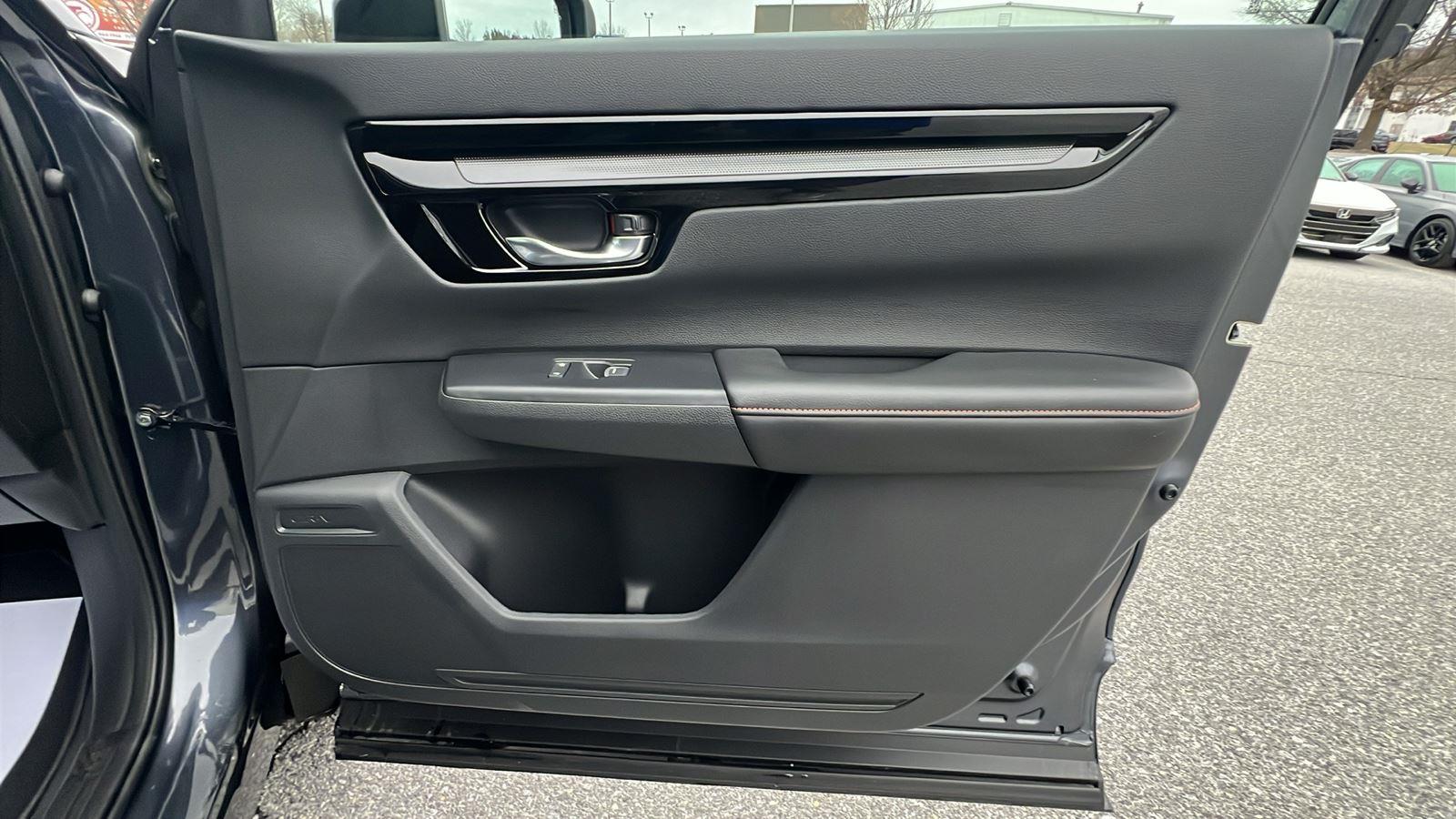 2026 Honda CR-V Hybrid Sport Touring at Altoona Honda