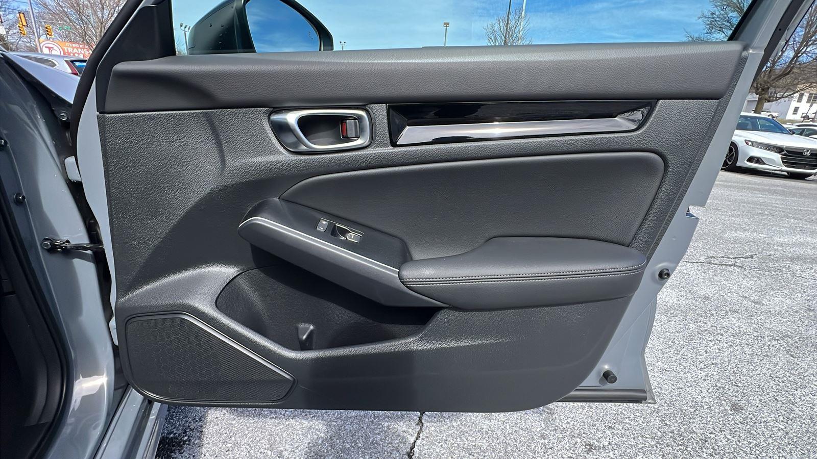 2026 Honda Civic Hybrid Sport Touring - 11
