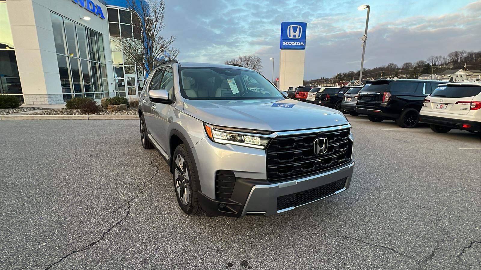 2026 Honda Pilot Touring at Altoona Honda