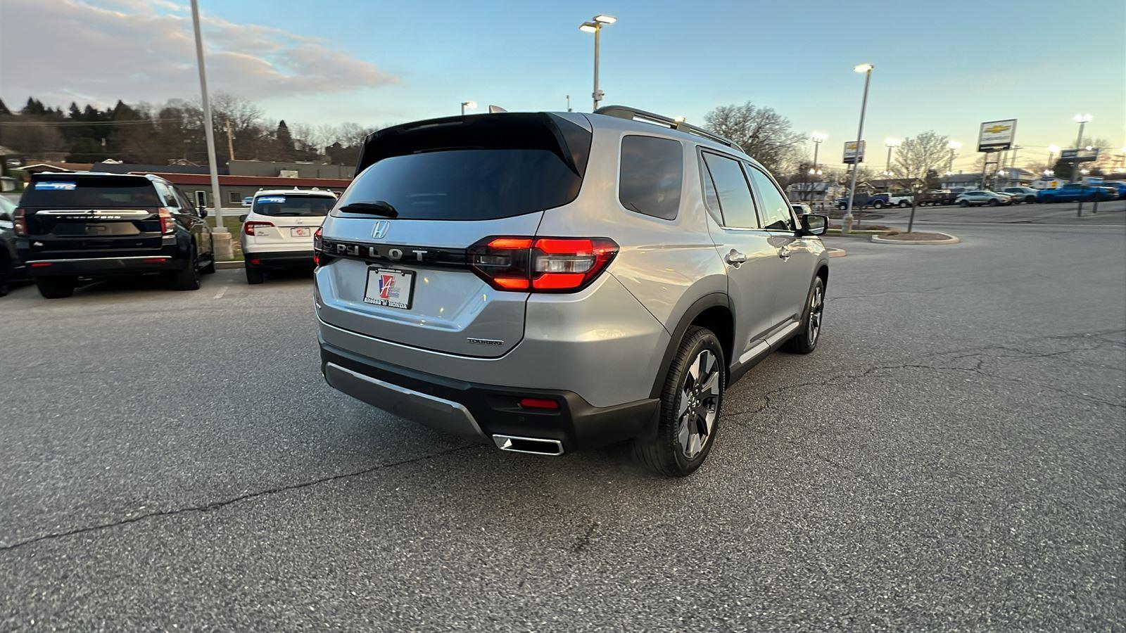 2026 Honda Pilot Touring at Altoona Honda