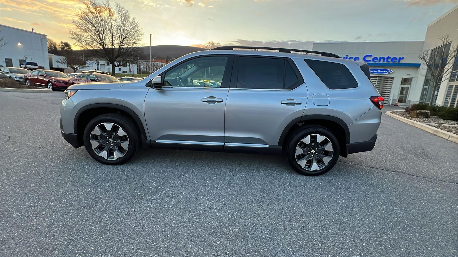 2026 Honda Pilot Touring at Altoona Honda