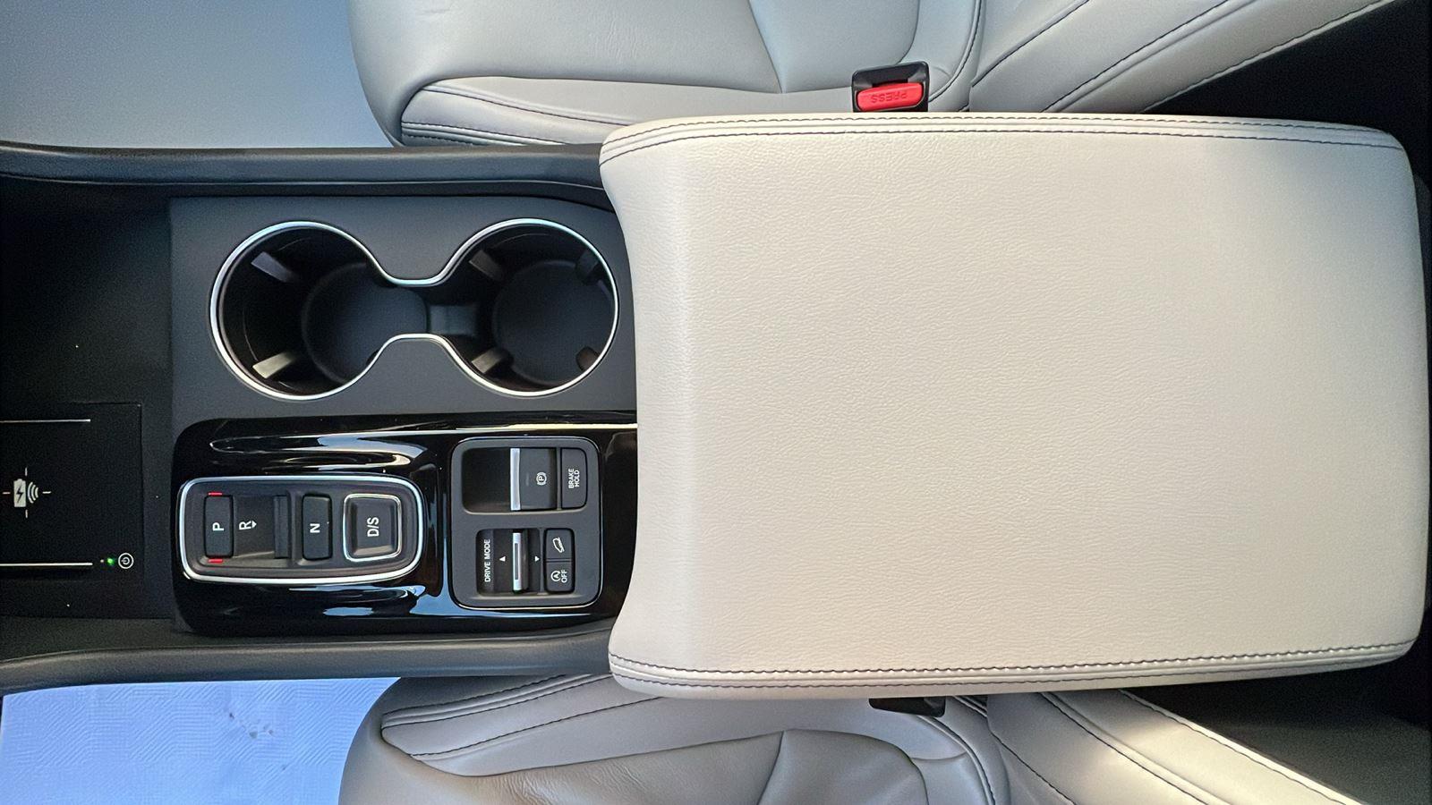 2026 Honda Pilot Touring at Altoona Honda