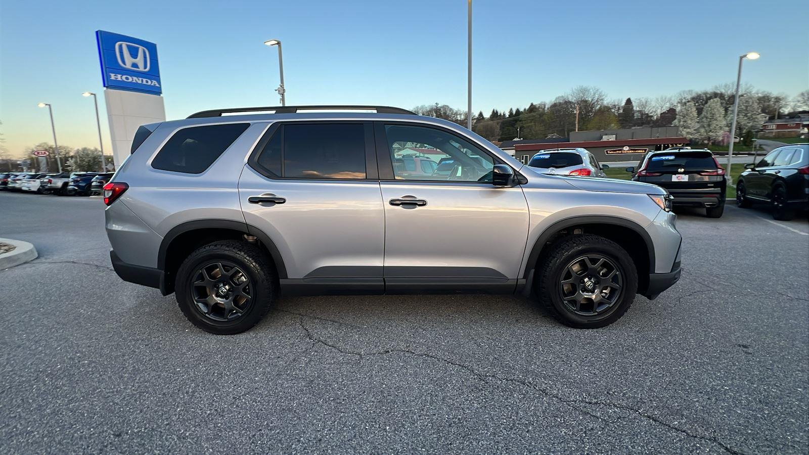 2025 Honda Pilot TrailSport - 2