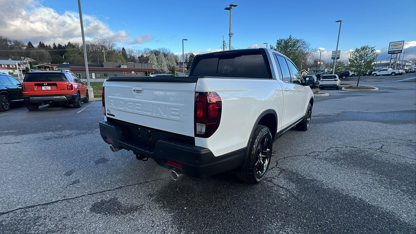 2026 HONDA Ridgeline Black Edition at Altoona Honda