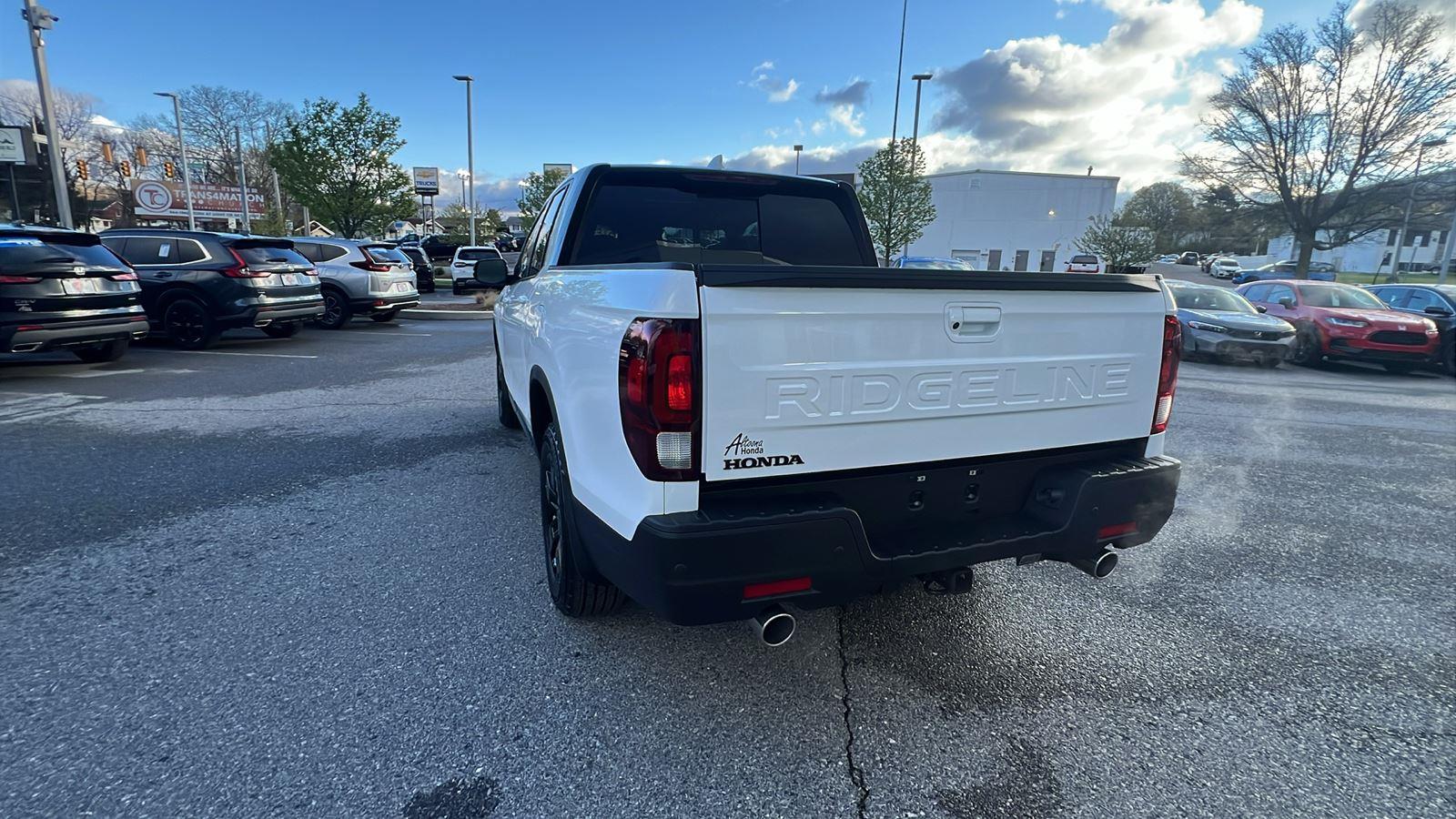 2026 HONDA Ridgeline Black Edition at Altoona Honda