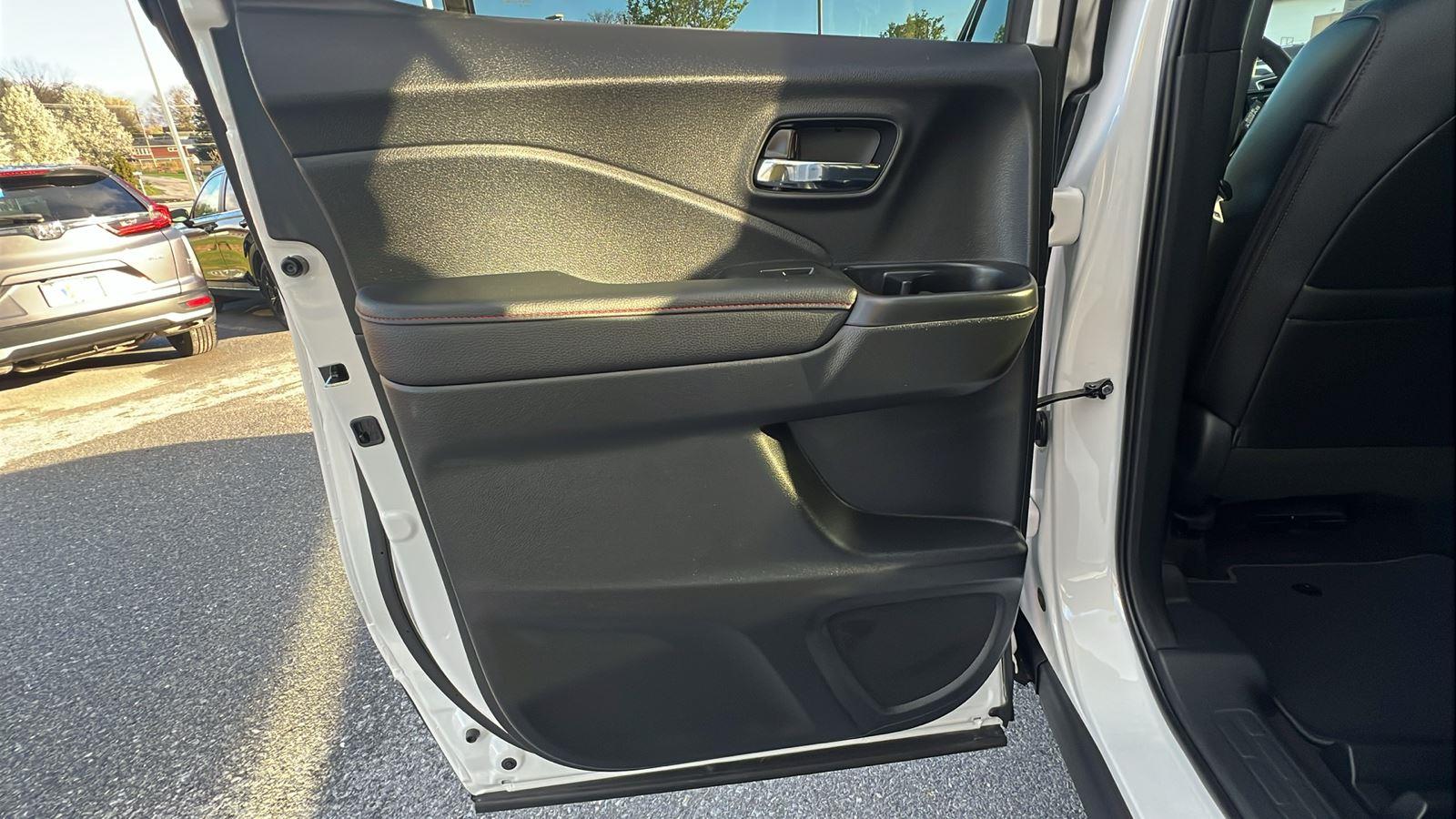2026 HONDA Ridgeline Black Edition at Altoona Honda