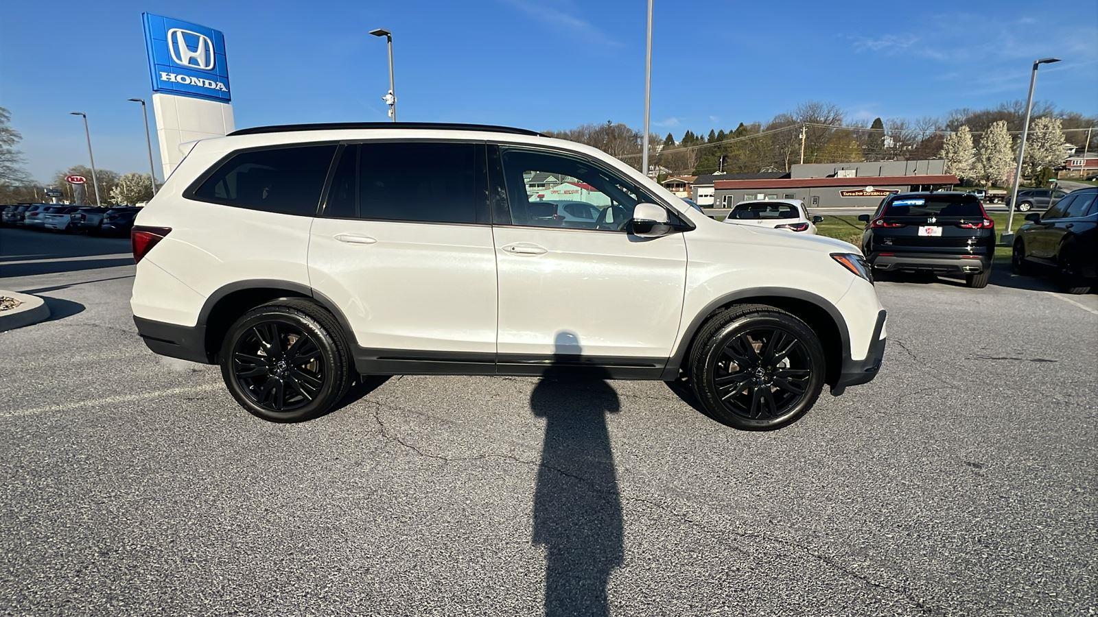 2021 Honda Pilot Black Edition - 2