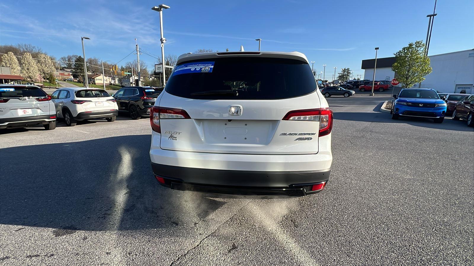 2021 Honda Pilot Black Edition - 4