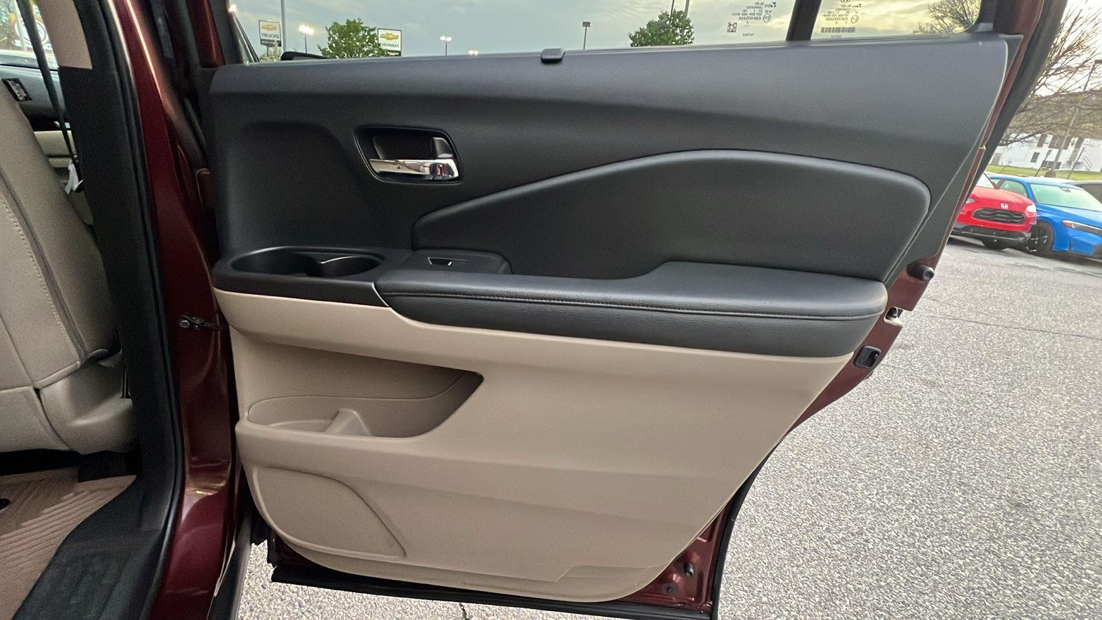 2022 Honda Pilot Touring at Baglier Buick GMC Mazda