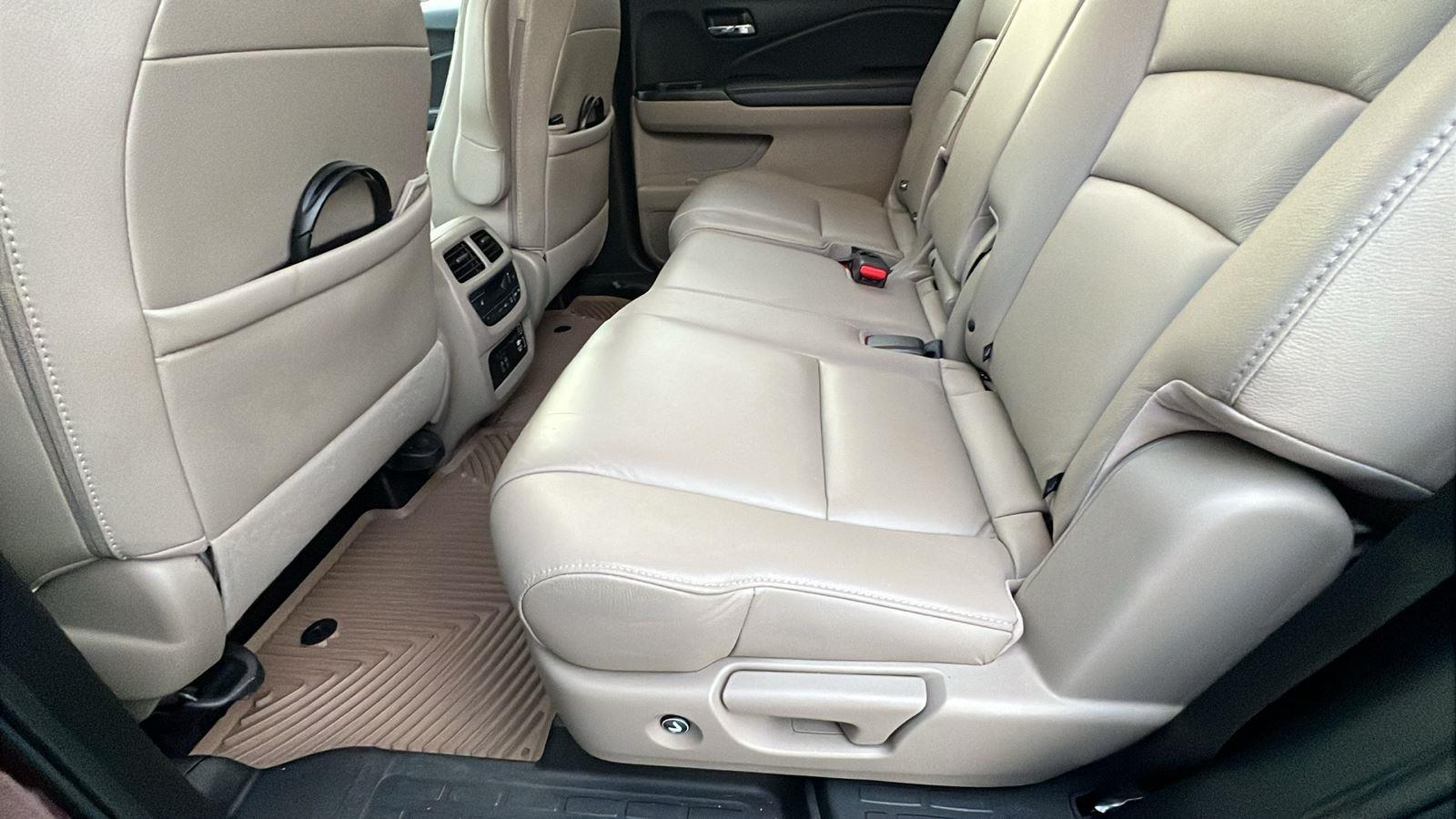 2022 Honda Pilot Touring at Baglier Buick GMC Mazda