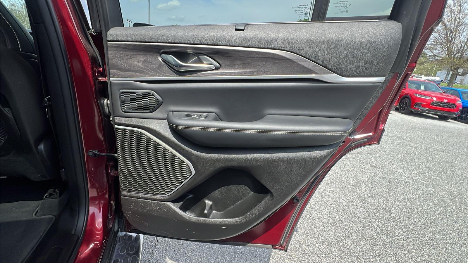 2024 Jeep Grand Cherokee 4xe LIMI at Nick Chevrolet