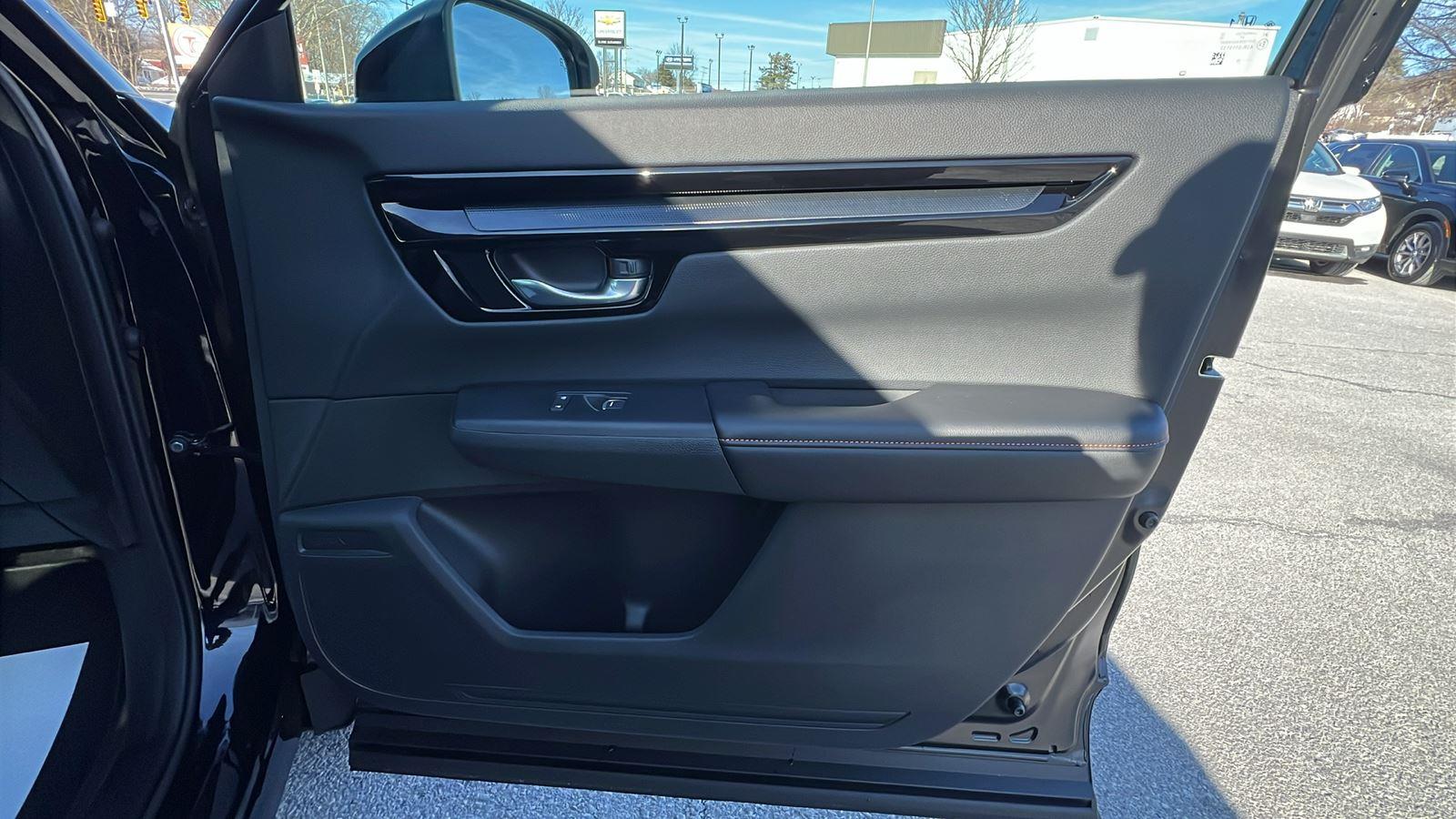 2026 Honda CR-V Hybrid Sport Touring at Altoona Honda