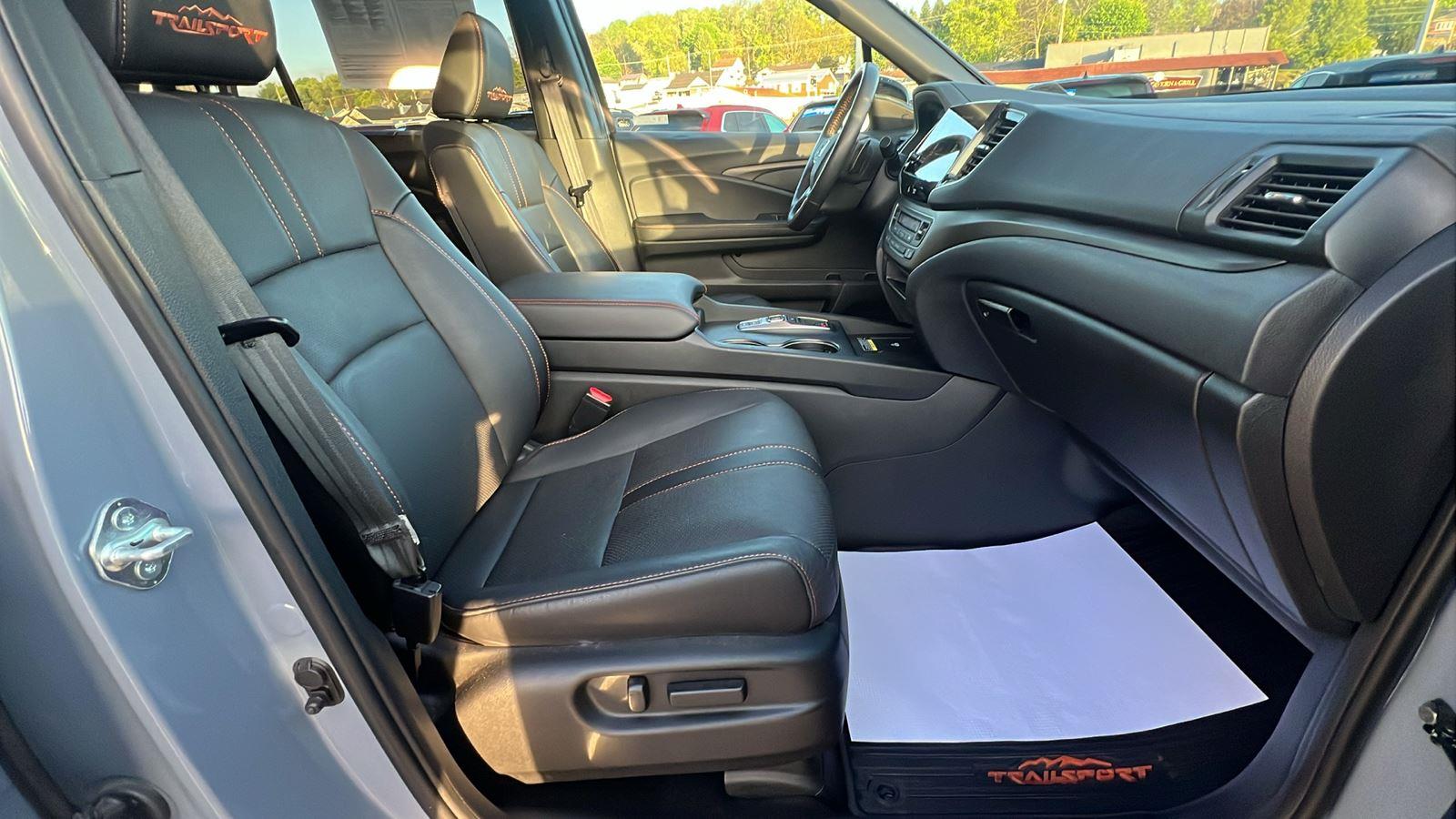2024 Honda Passport TrailSport at Bud's Auto Sales