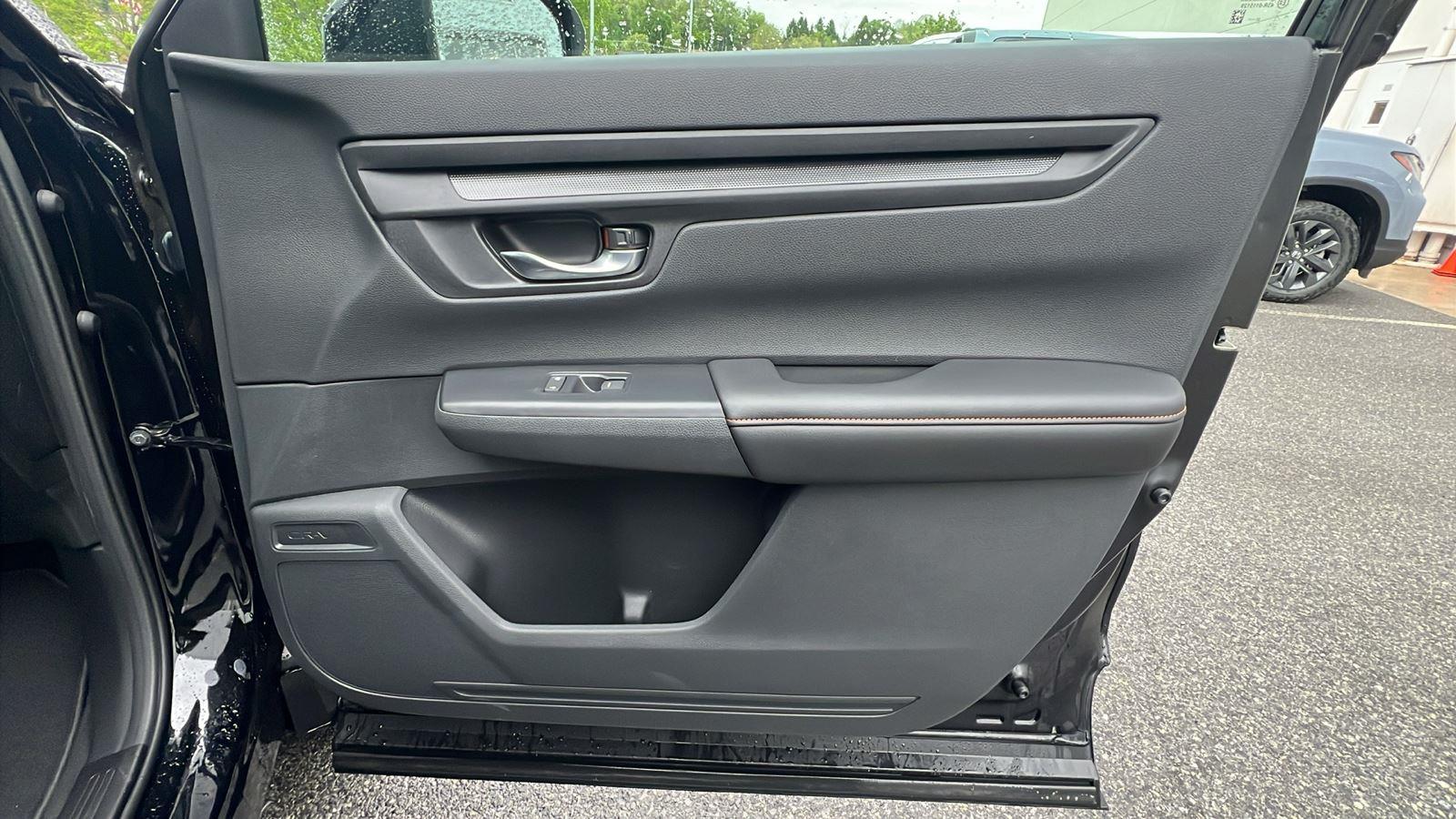2026 Honda CR-V Hybrid Sport-L - 11