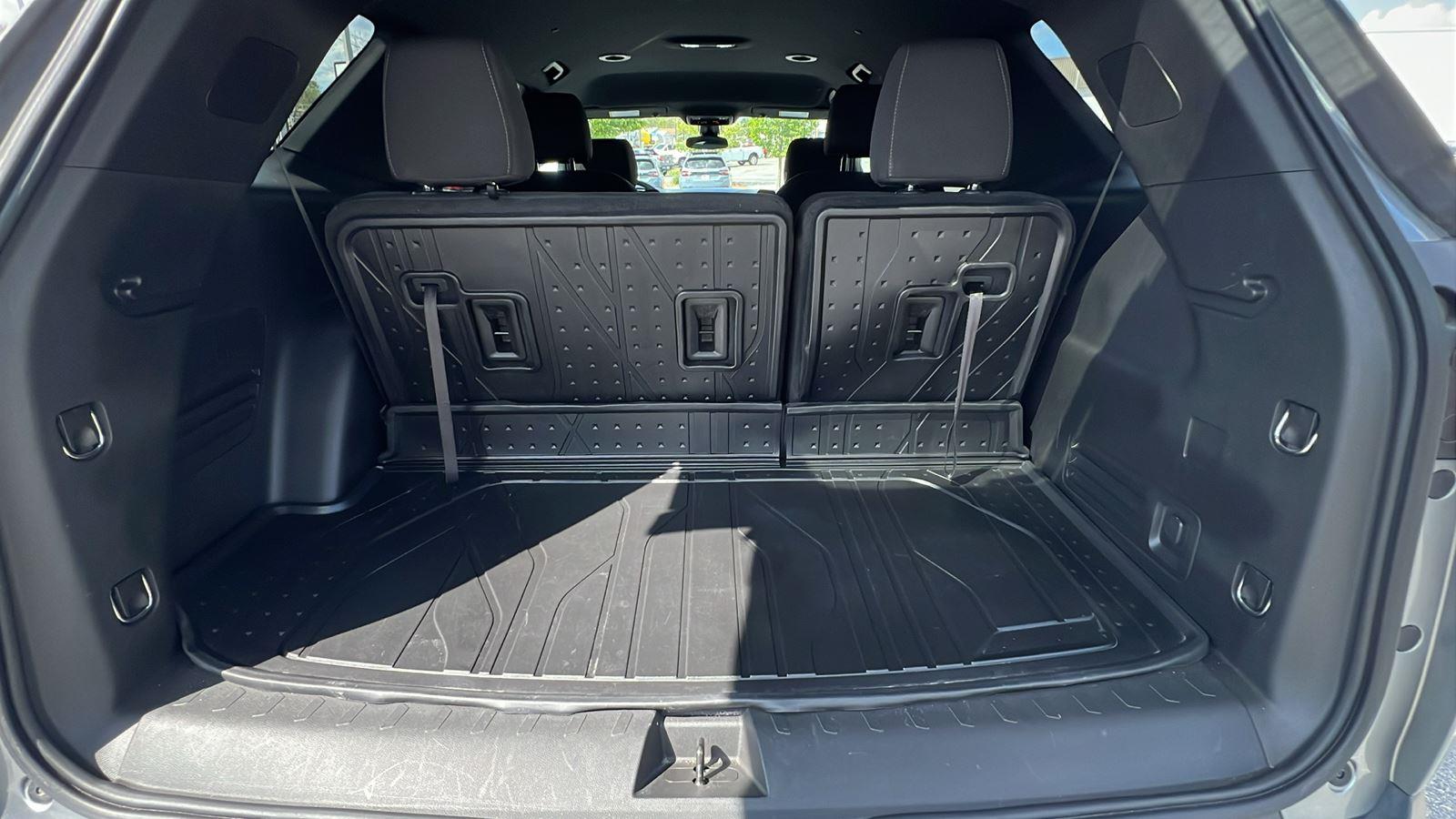 2023 Chevrolet Traverse LT Cloth at Chevrolet & GMC Titusville