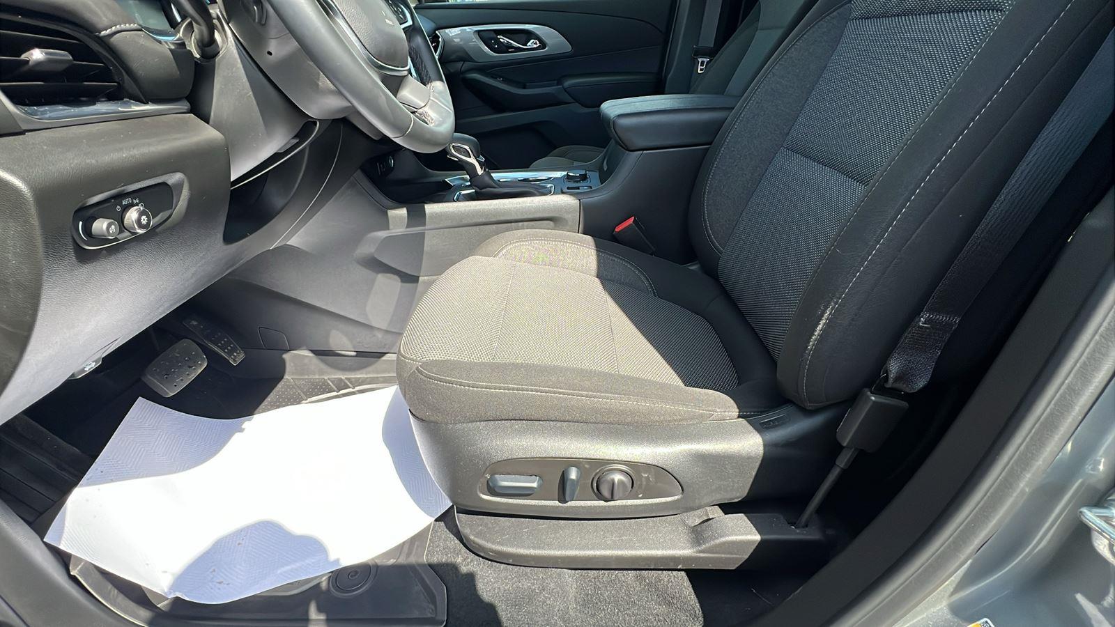 2023 Chevrolet Traverse LT Cloth at Chevrolet & GMC Titusville