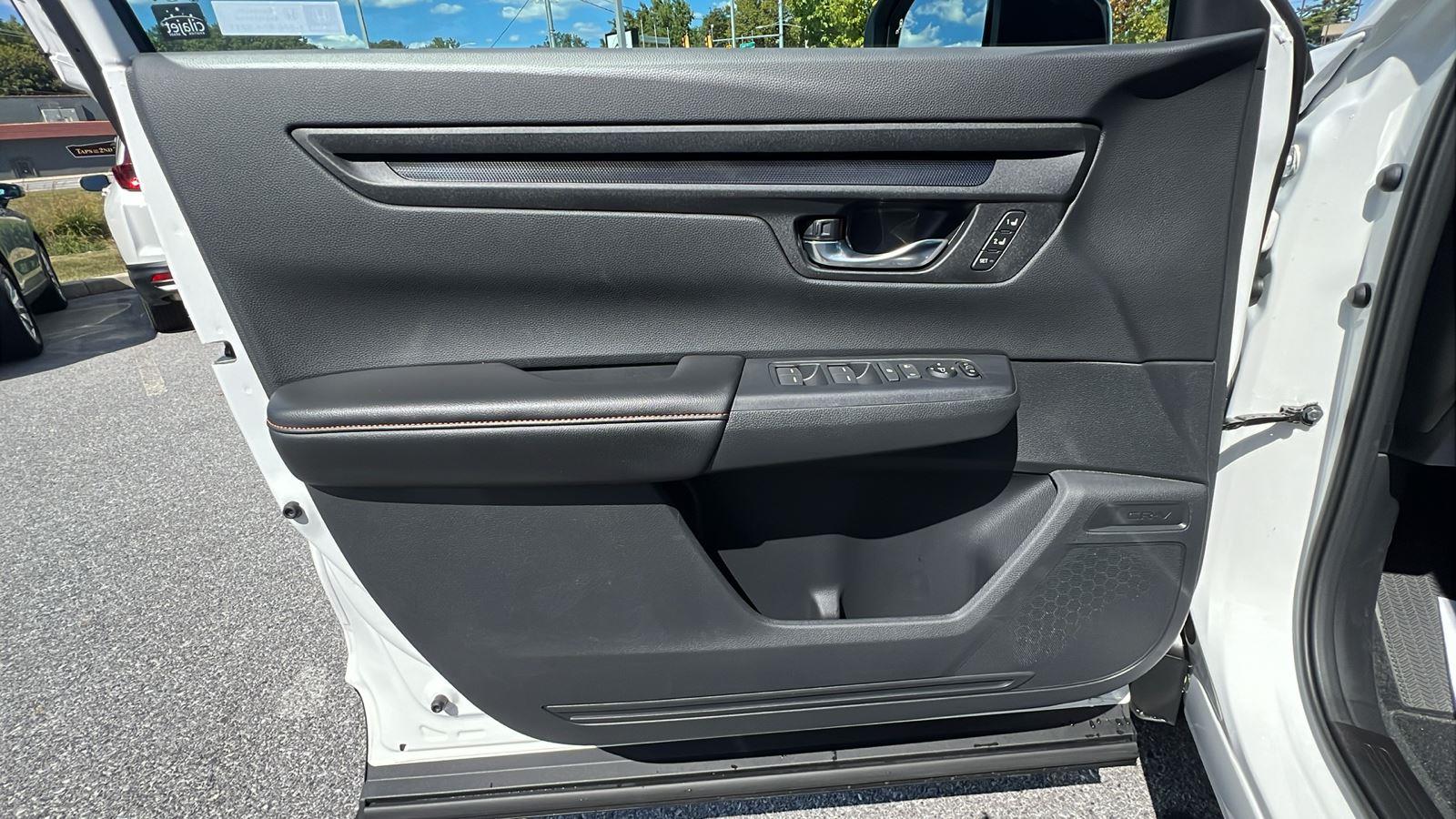 2026 Honda CR-V Hybrid Sport-L at Altoona Honda