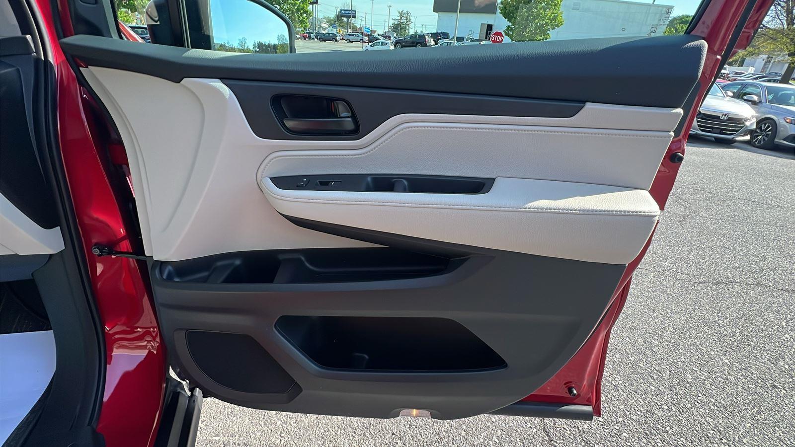 2026 Honda Odyssey EX-L at Altoona Honda