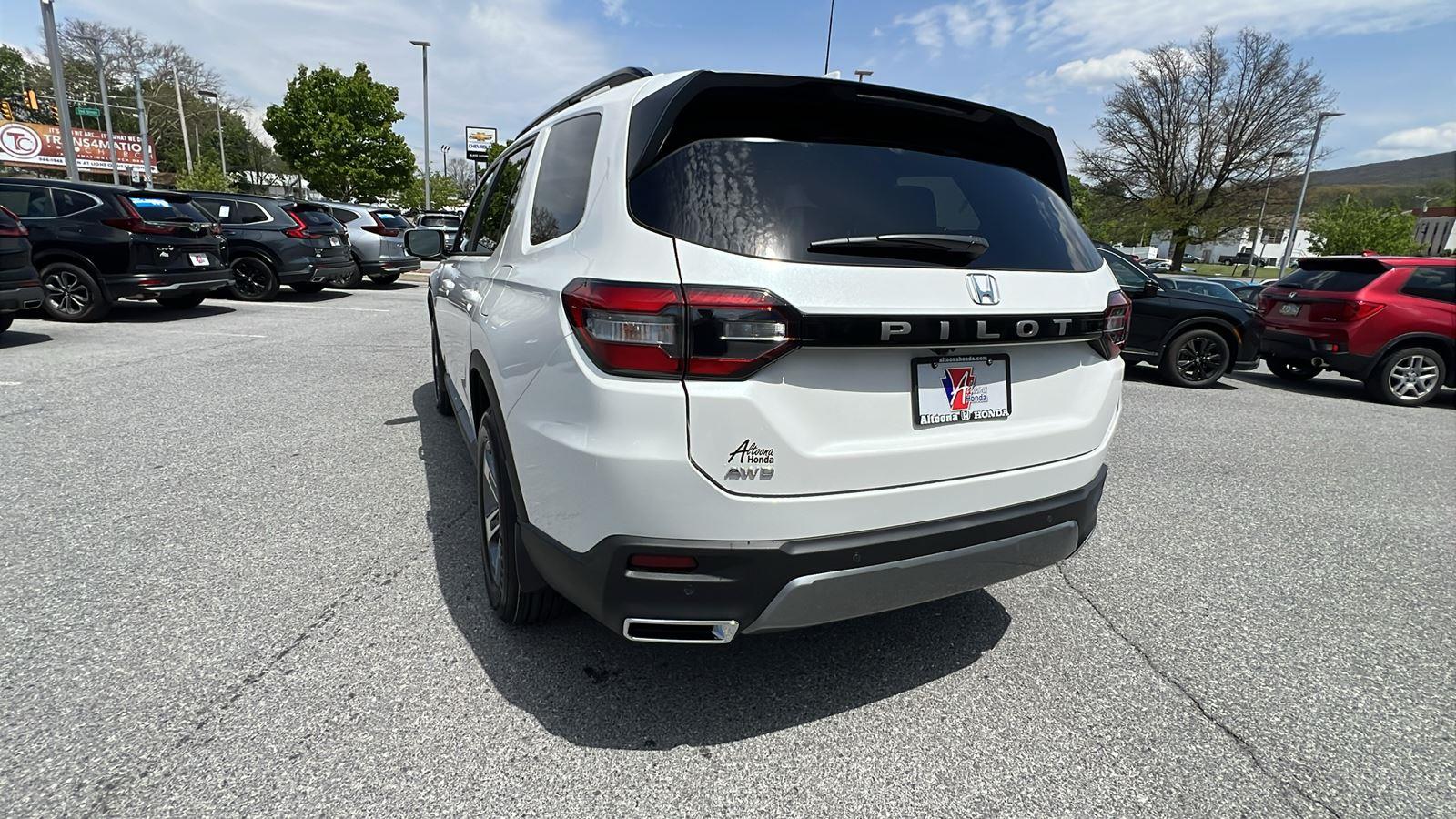 2026 Honda Pilot EX-L at Altoona Honda