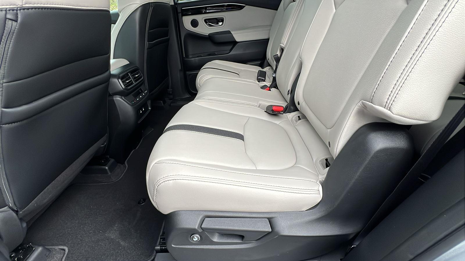 2026 Honda Pilot EX-L at Altoona Honda