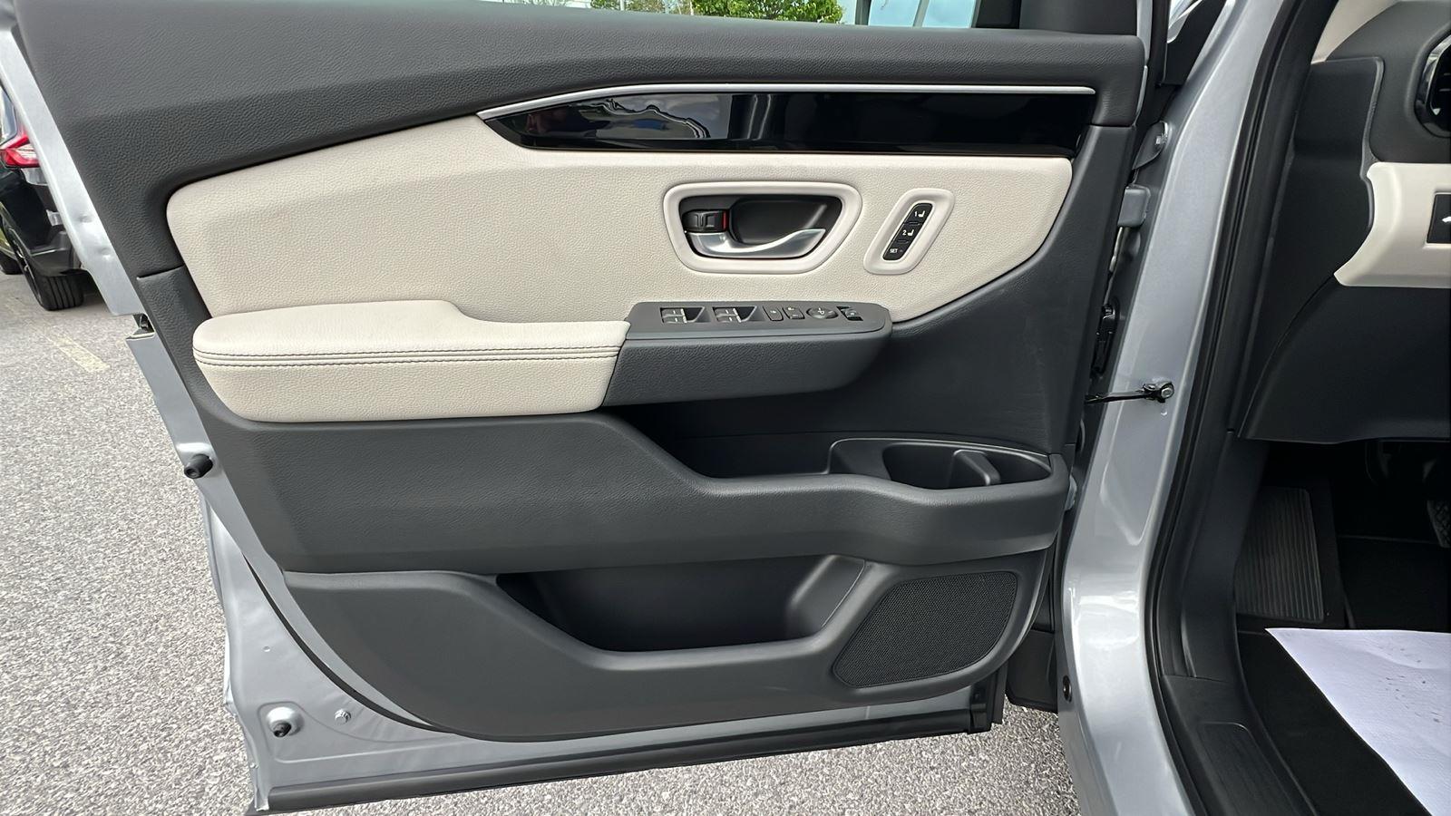 2026 Honda Pilot EX-L at Altoona Honda