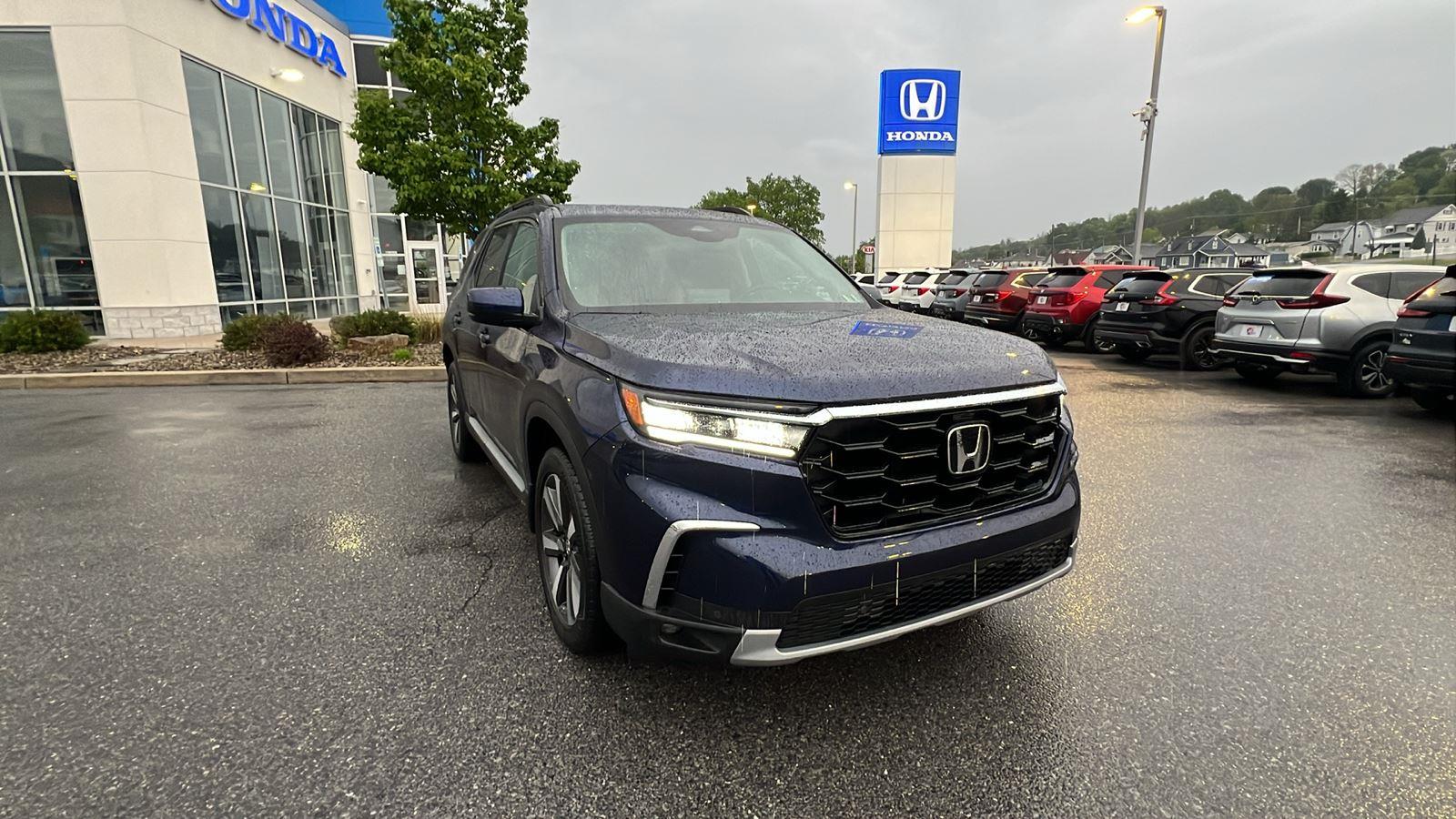 2023 Honda Pilot Touring at Altoona Honda