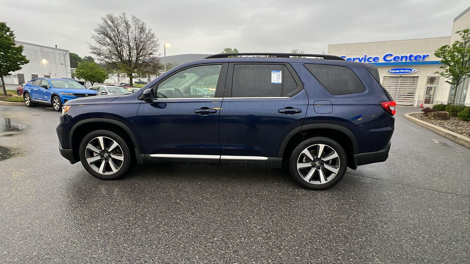 2023 Honda Pilot Touring at Altoona Honda