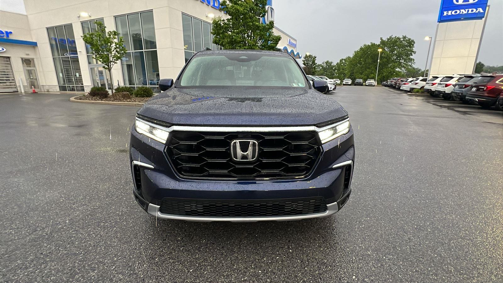 2023 Honda Pilot Touring at Altoona Honda