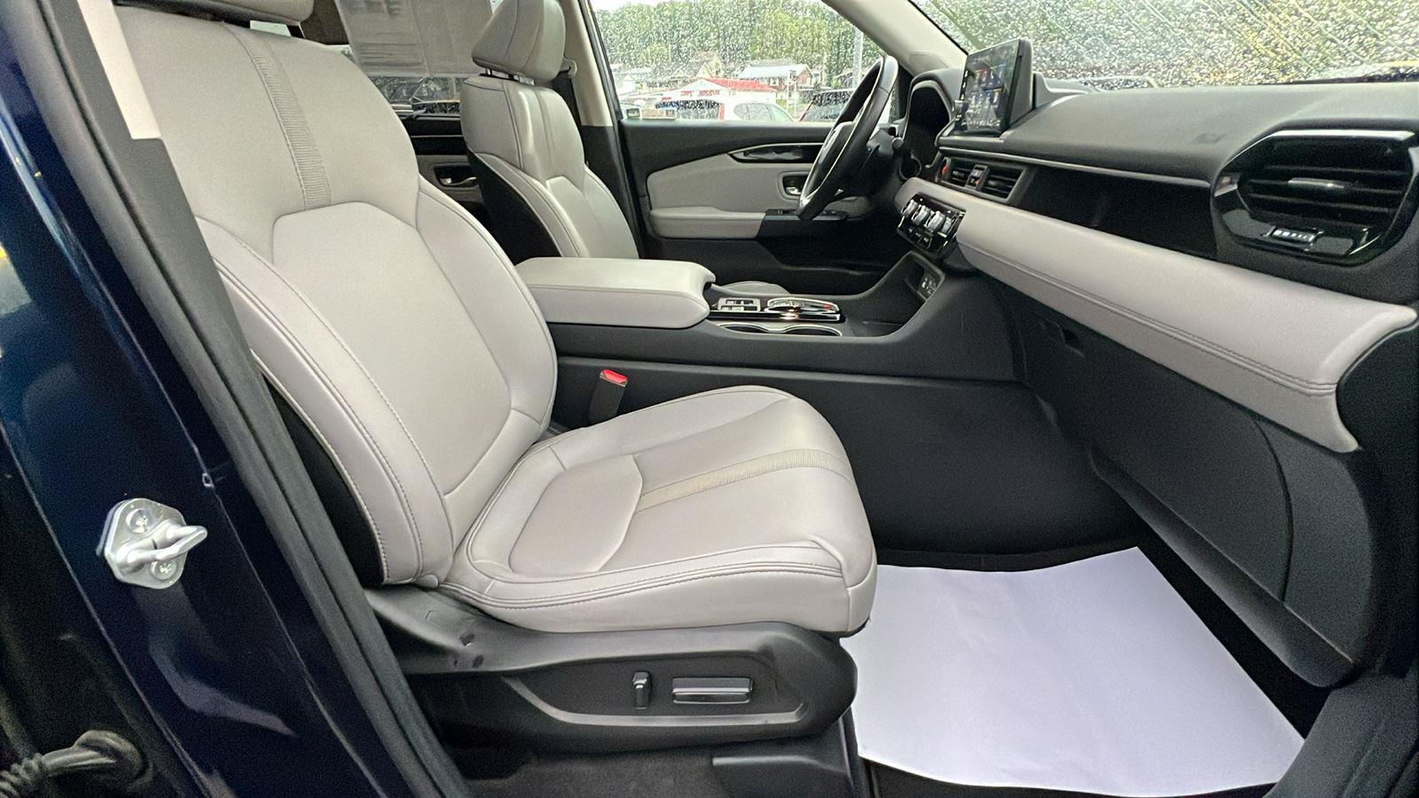 2023 Honda Pilot Touring at Altoona Honda