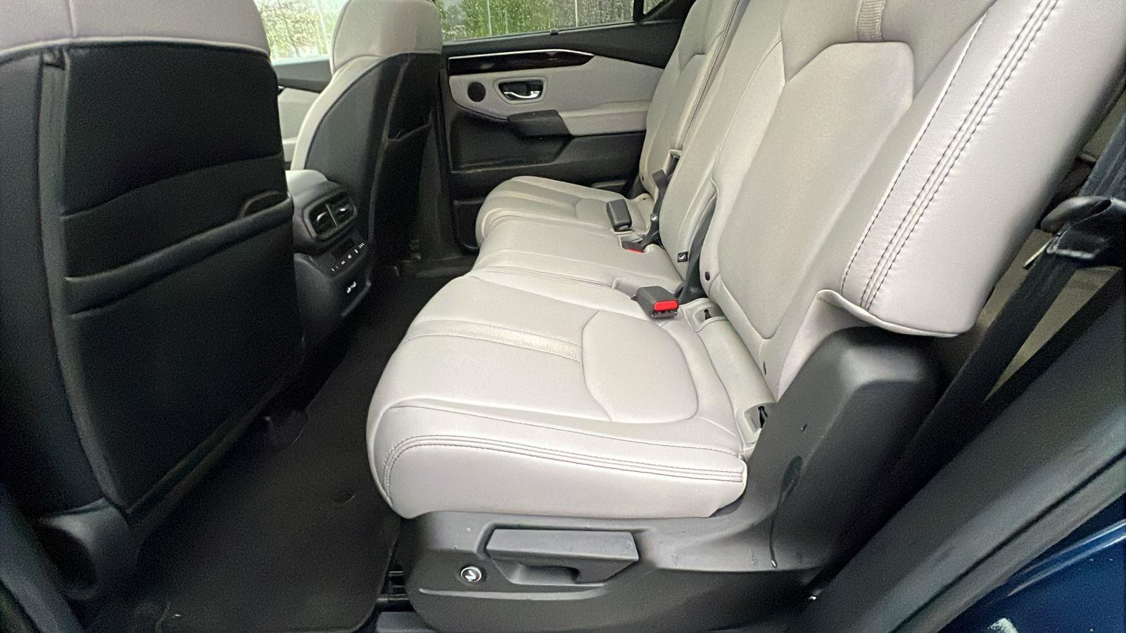 2023 Honda Pilot Touring at Altoona Honda