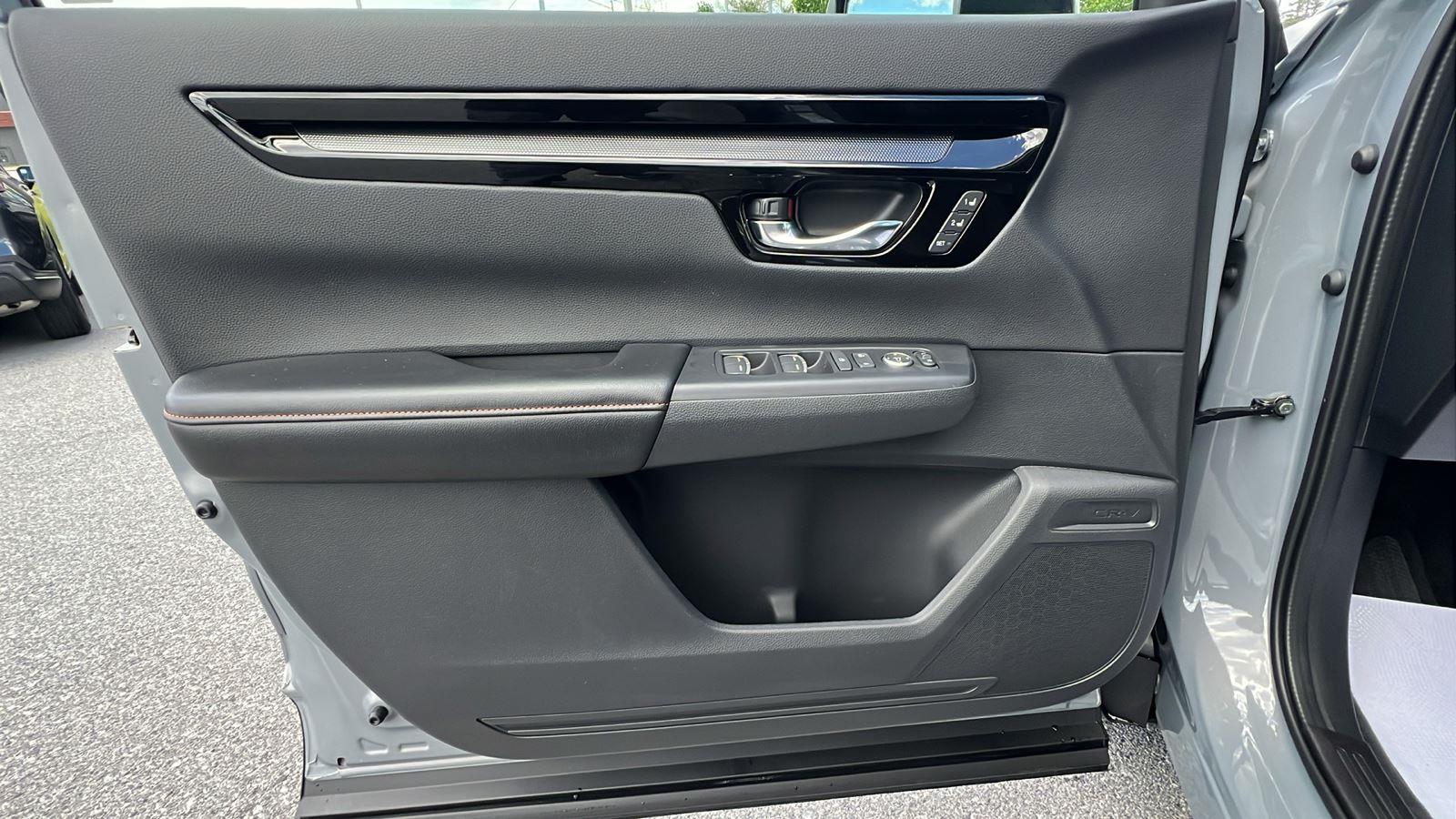 2026 Honda CR-V Hybrid Sport Touring at Honda North