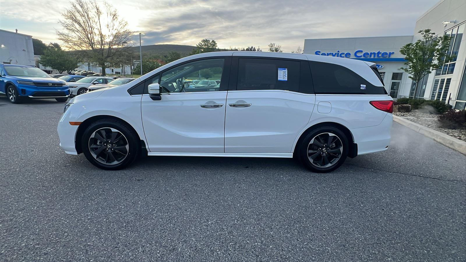 2023 Honda Odyssey Elite at Three Rivers CJD