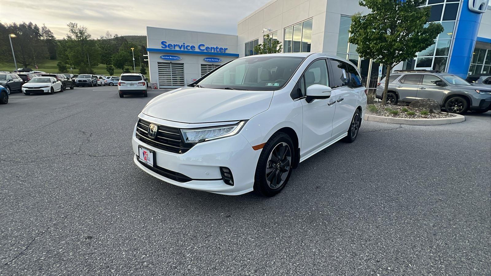 2023 Honda Odyssey Elite at Three Rivers CJD