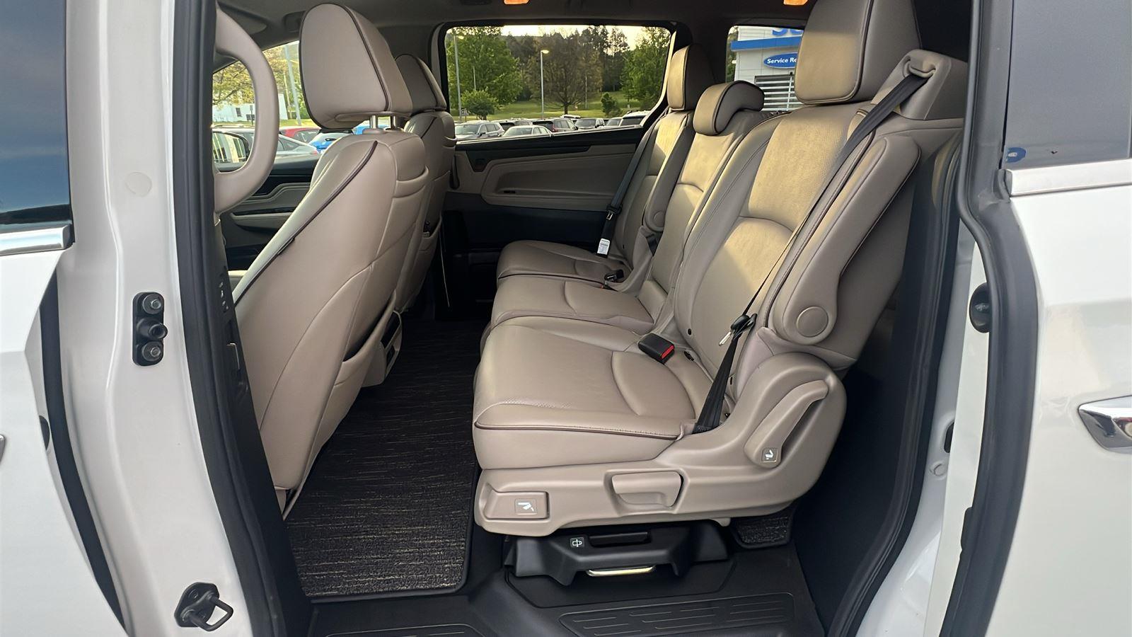 2023 Honda Odyssey Elite at Three Rivers CJD