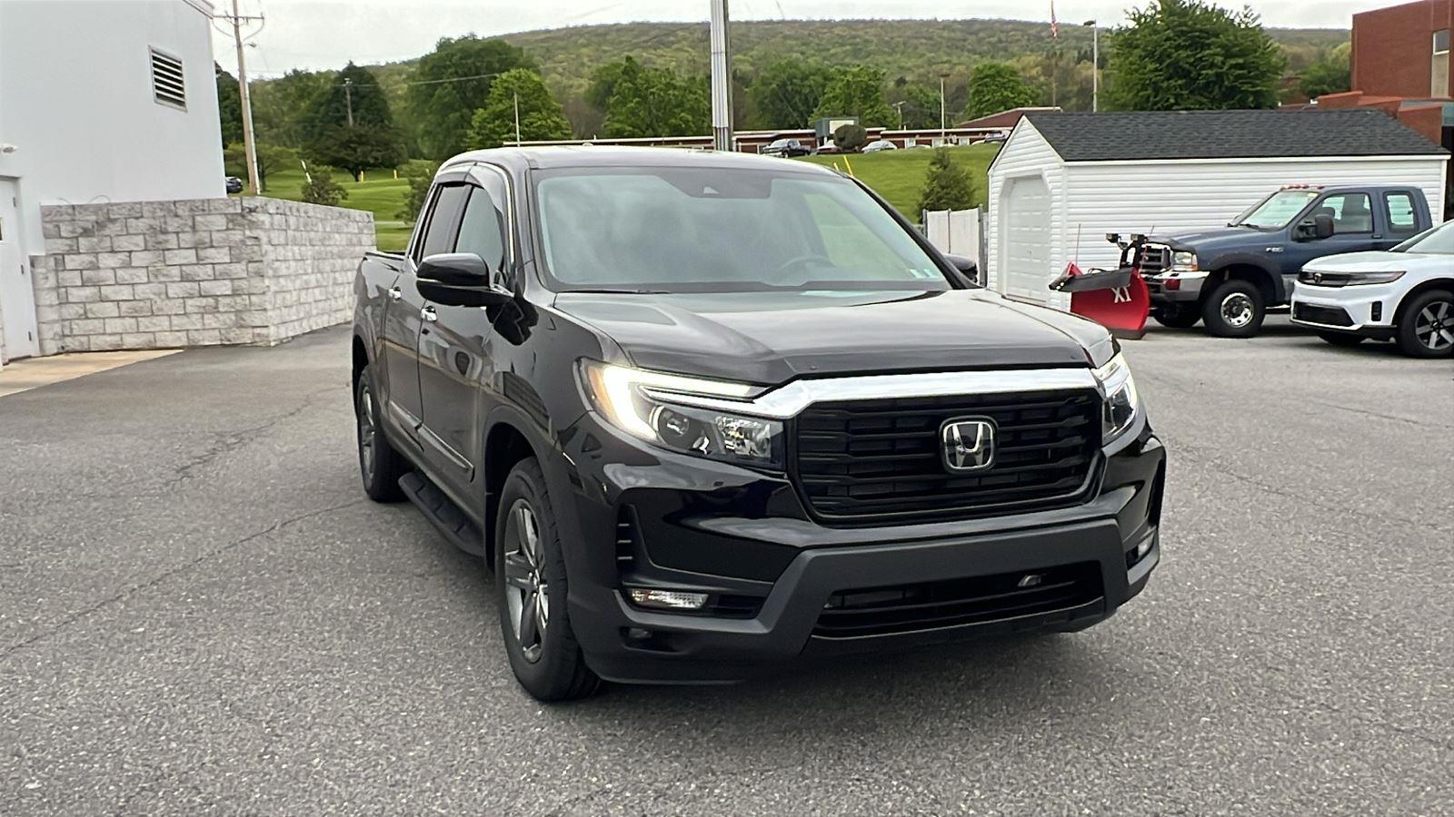 2023 Honda Ridgeline RTL-E at Solomon Chevrolet
