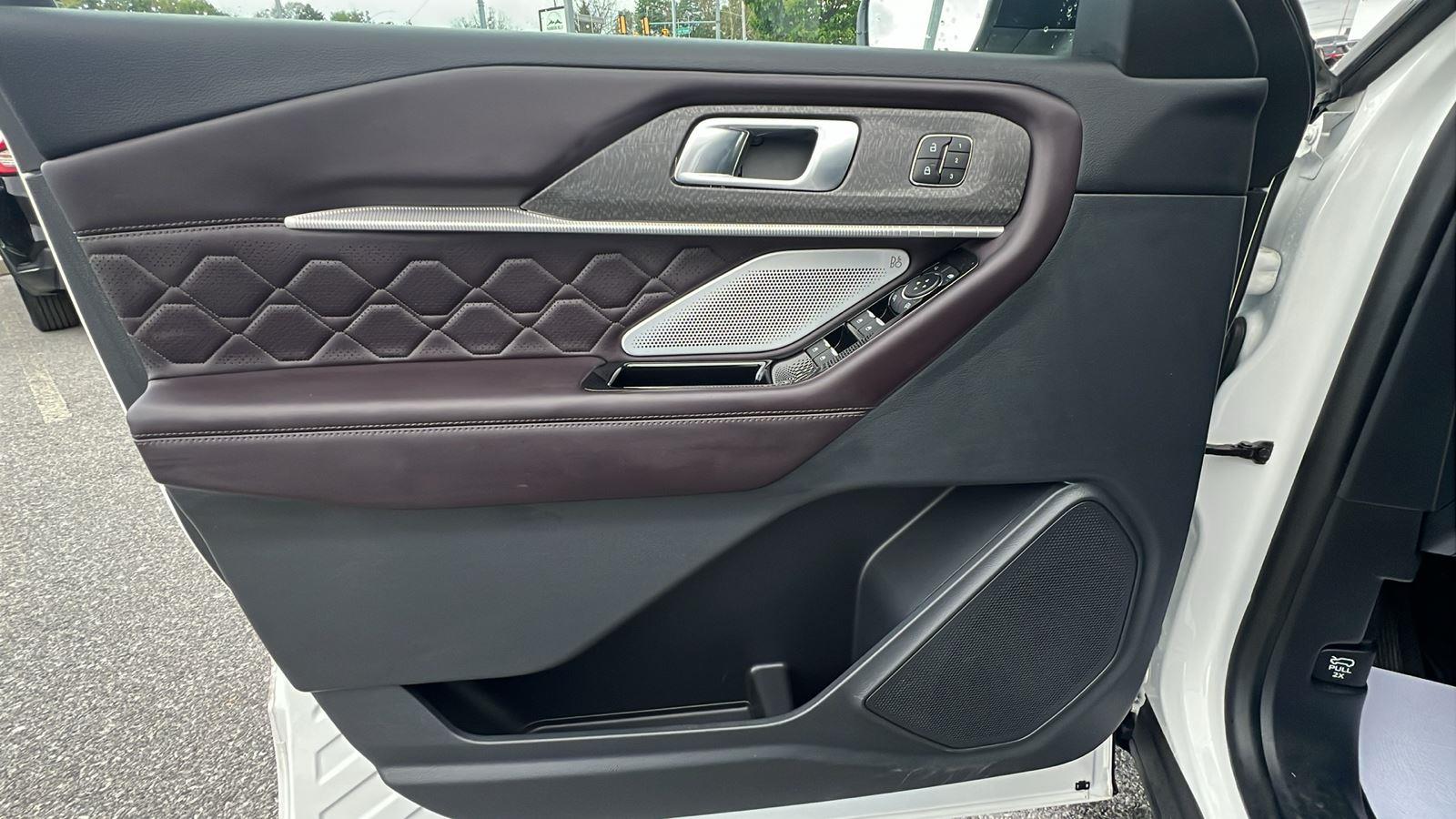 2025 Ford Explorer Platinum at Diehl Automotive