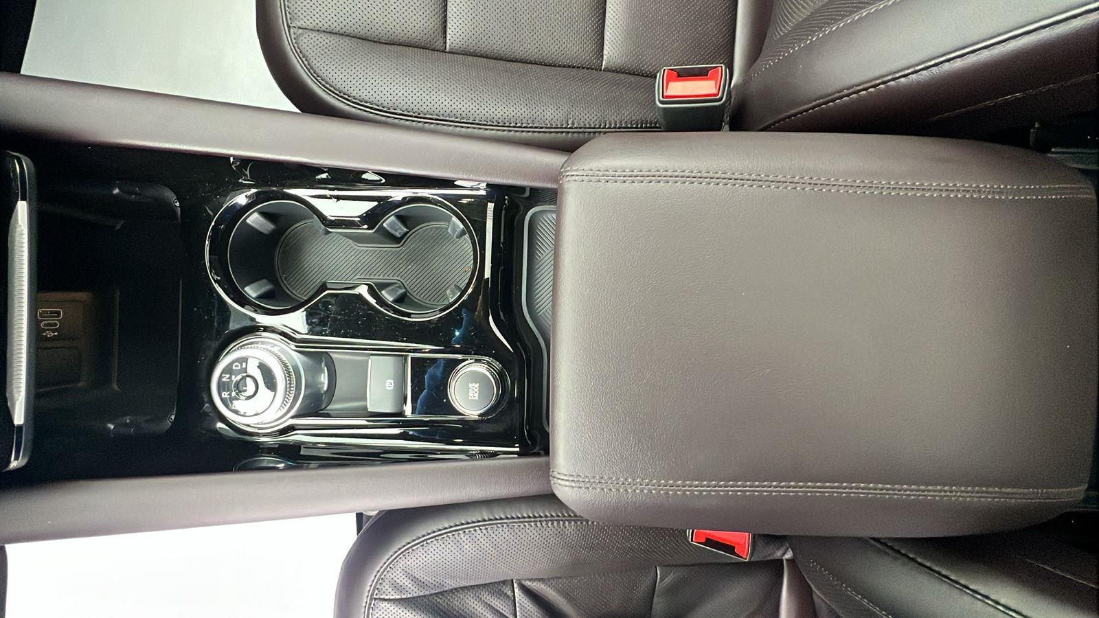 2025 Ford Explorer Platinum at Diehl Automotive