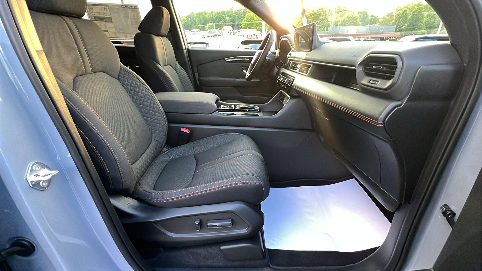 2026 Honda Pilot Sport at Altoona Honda