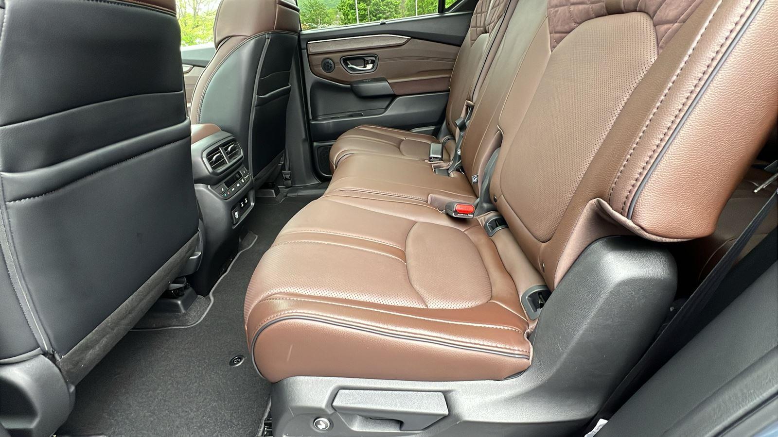 2026 Honda Pilot Elite at Altoona Honda