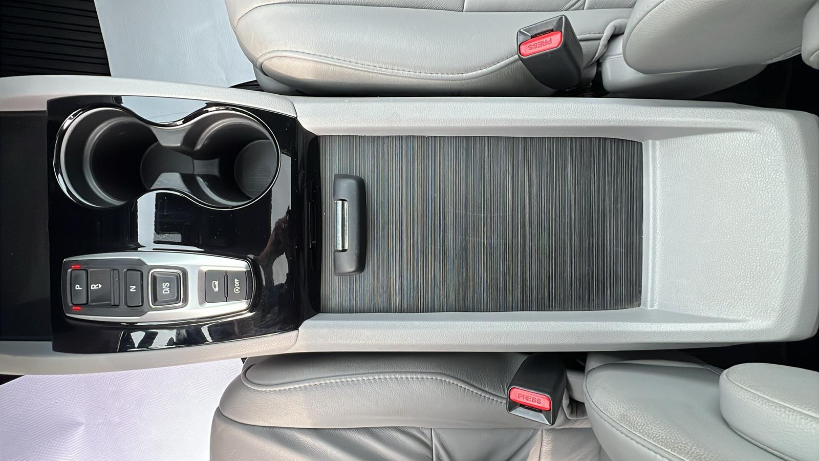 2020 Honda Pilot Touring 7-Passenger at Altoona Honda
