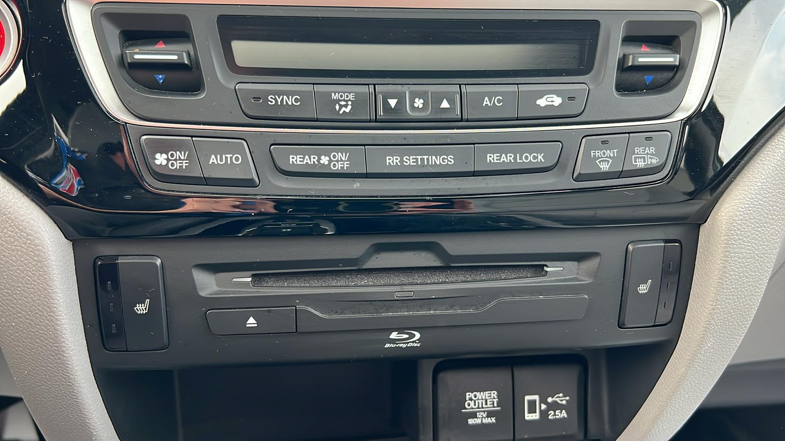 2020 Honda Pilot Touring 7-Passenger at Altoona Honda