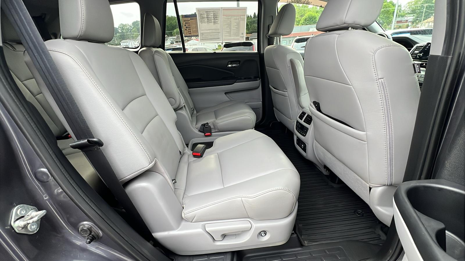 2020 Honda Pilot Touring 7-Passenger at Altoona Honda