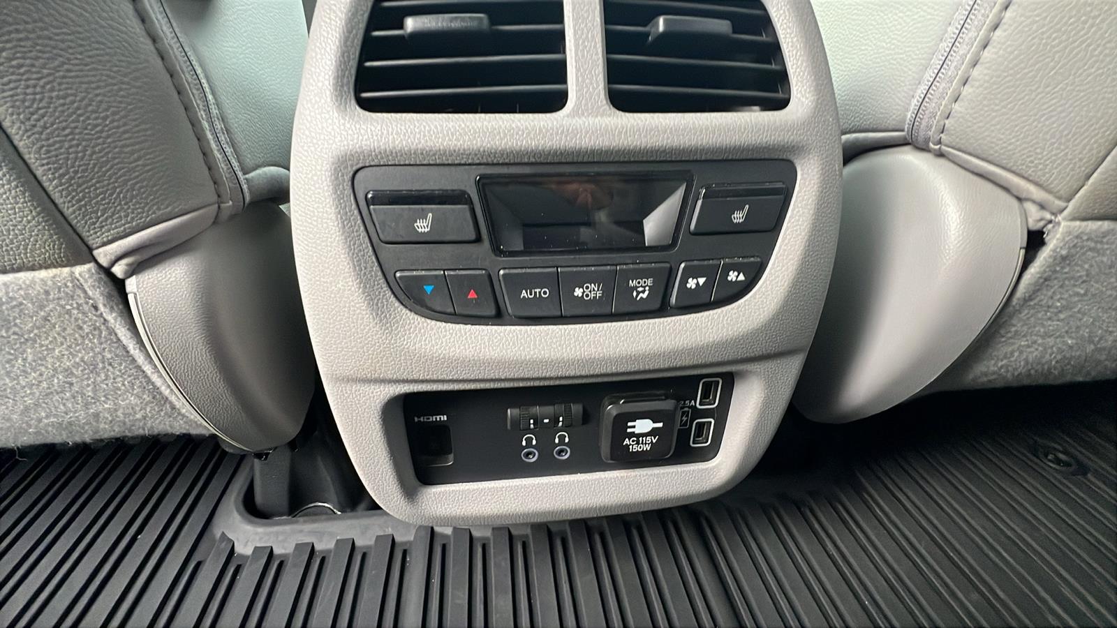 2020 Honda Pilot Touring 7-Passenger at Altoona Honda