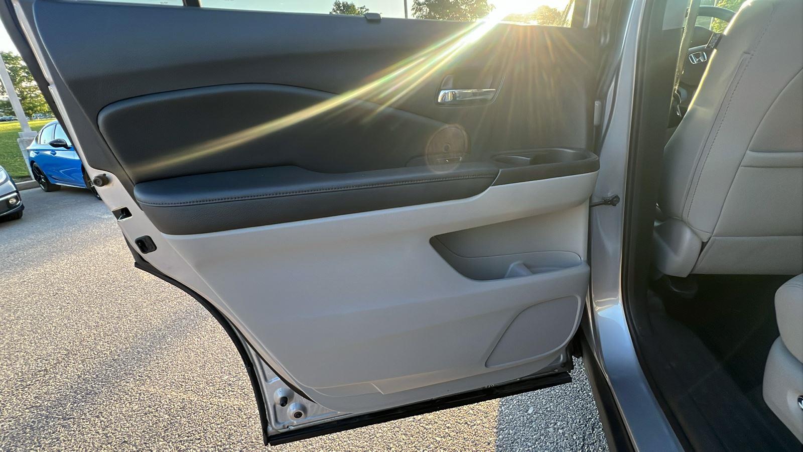 2020 Honda Pilot Elite at Baglier Buick GMC Mazda