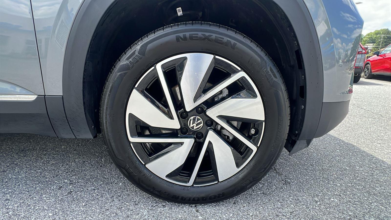 2024 Volkswagen Atlas 2.0T SEL - 10