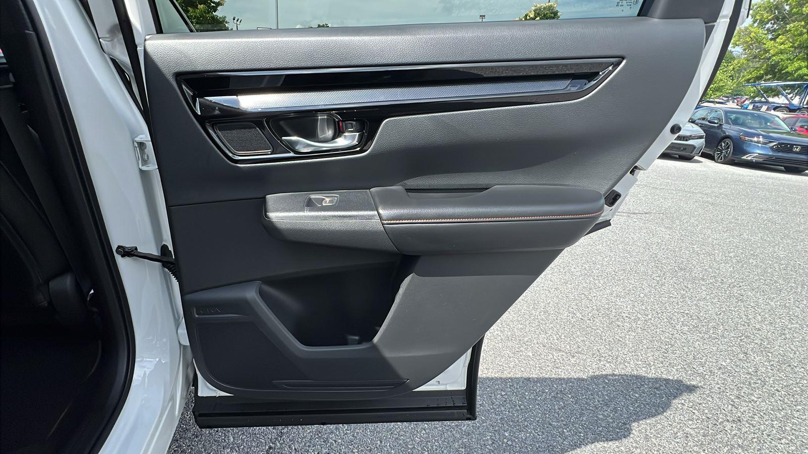 2026 Honda CR-V Hybrid Sport Touring at Altoona Honda