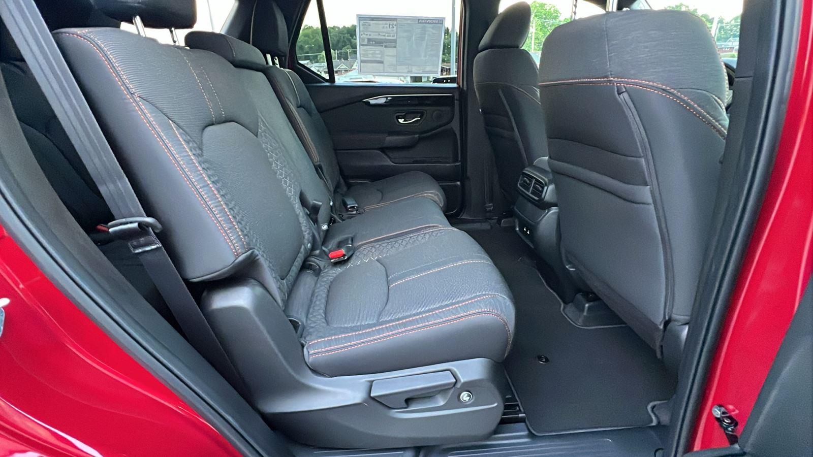 2026 Honda Pilot Sport at Altoona Honda