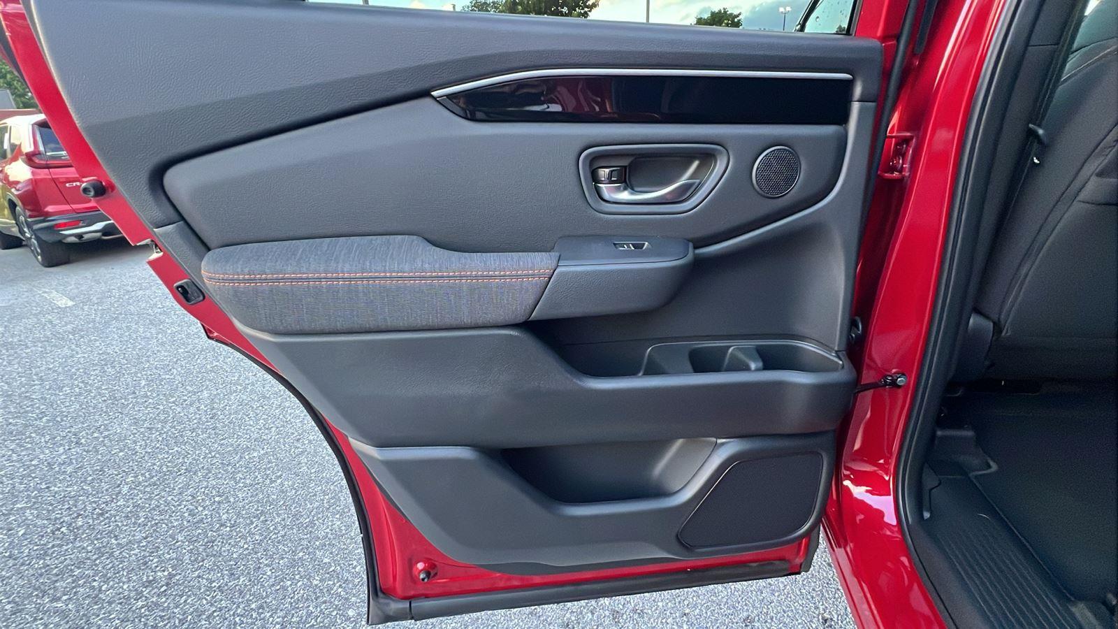 2026 Honda Pilot Sport at Altoona Honda