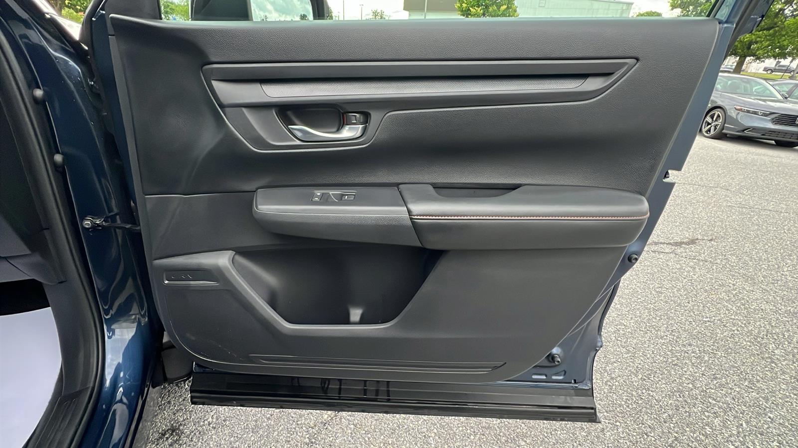 2024 Honda CR-V Hybrid Sport-L at Altoona Honda